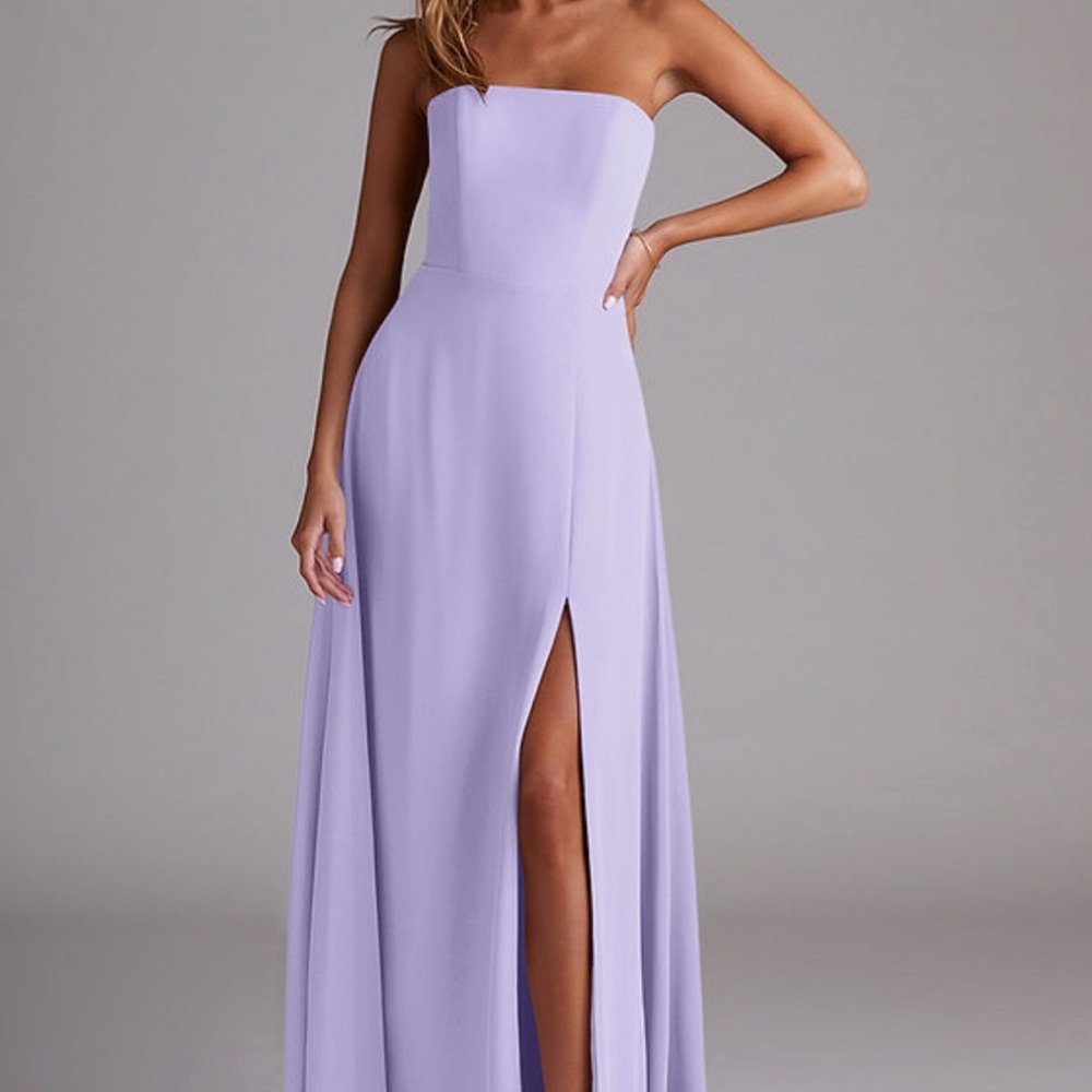 Elegant Lavender Strapless Dress
